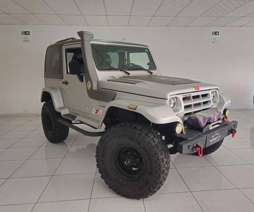 TROLLER T4 2.8 TETO RÍGIDO 12V TURBO INTERCOOLER DIESEL 2P MANUAL TROLLER T4 2.8 TETO RÍGIDO 12V TURBO INTERCOOLER DIESEL 2P MANUAL